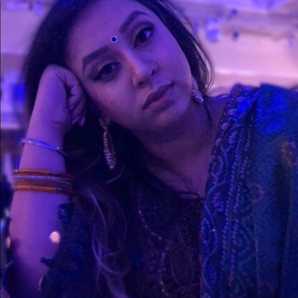 Meet your Posher, Mina